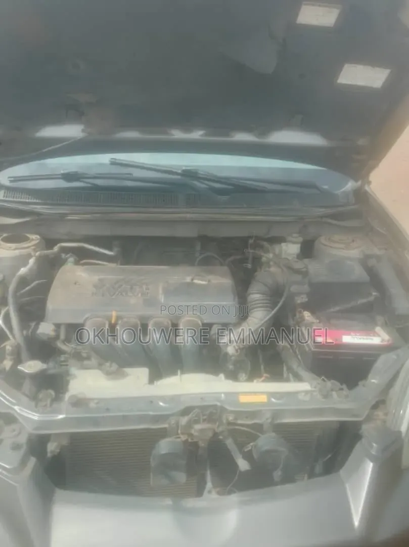 Toyota Matrix 2004 Gray