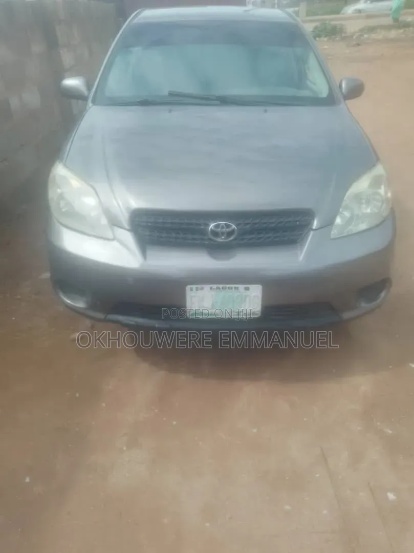 Toyota Matrix 2004 Gray