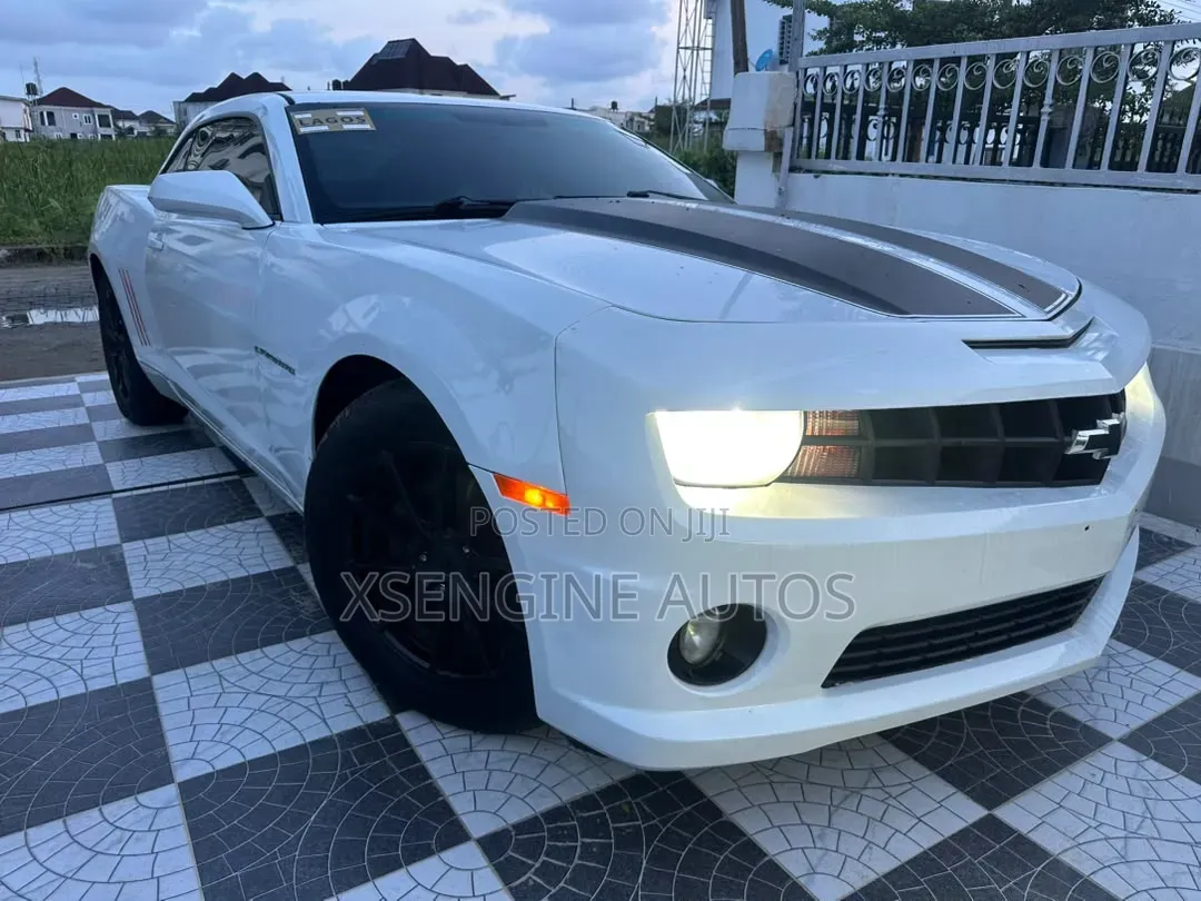 Chevrolet Camaro 2013 White