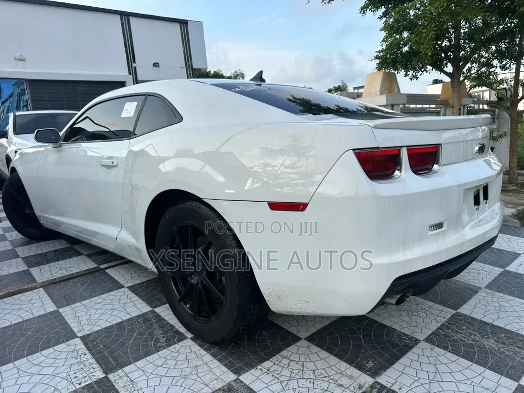 Chevrolet Camaro 2013 White