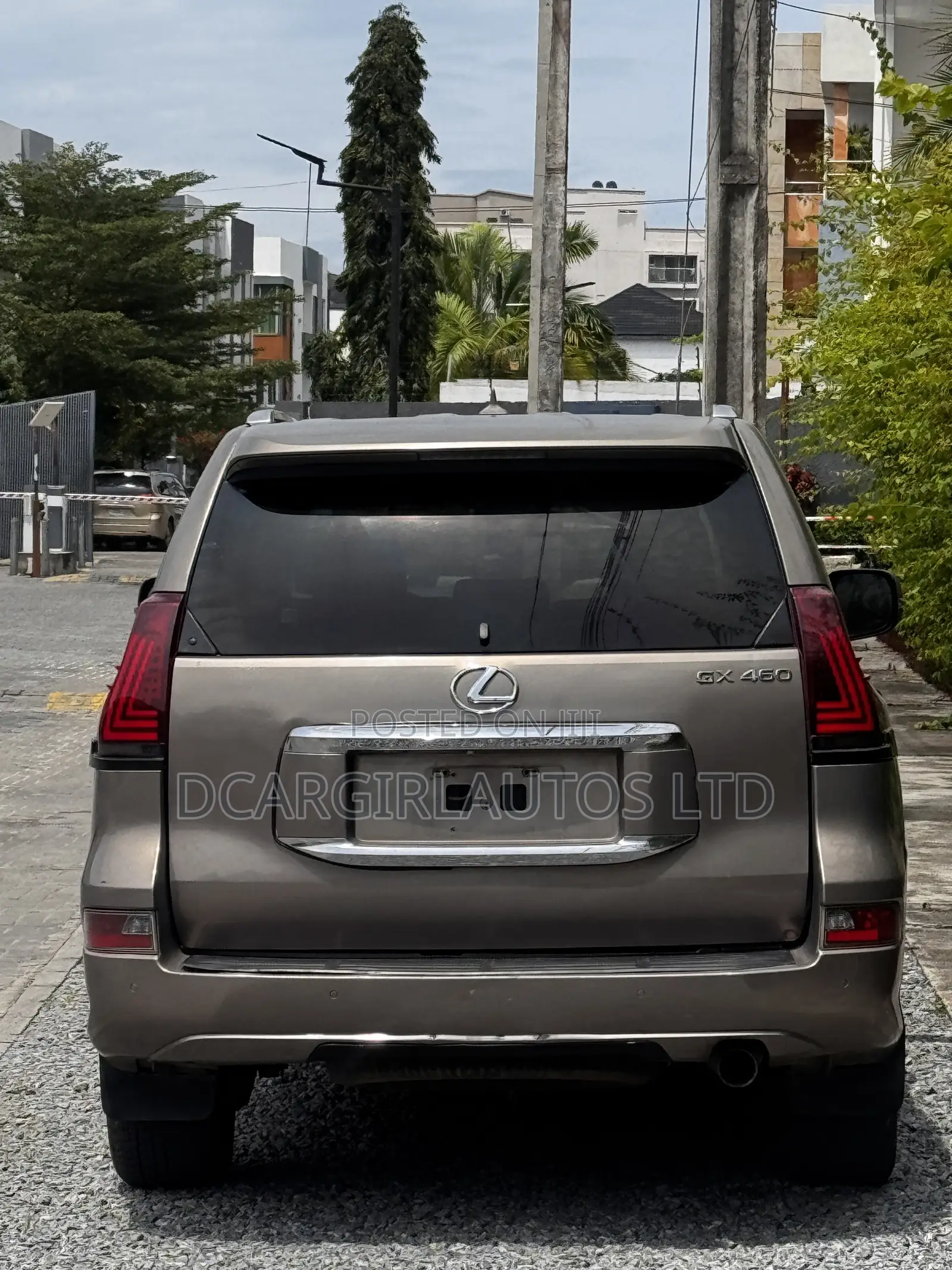 Lexus GX 2014 Gold