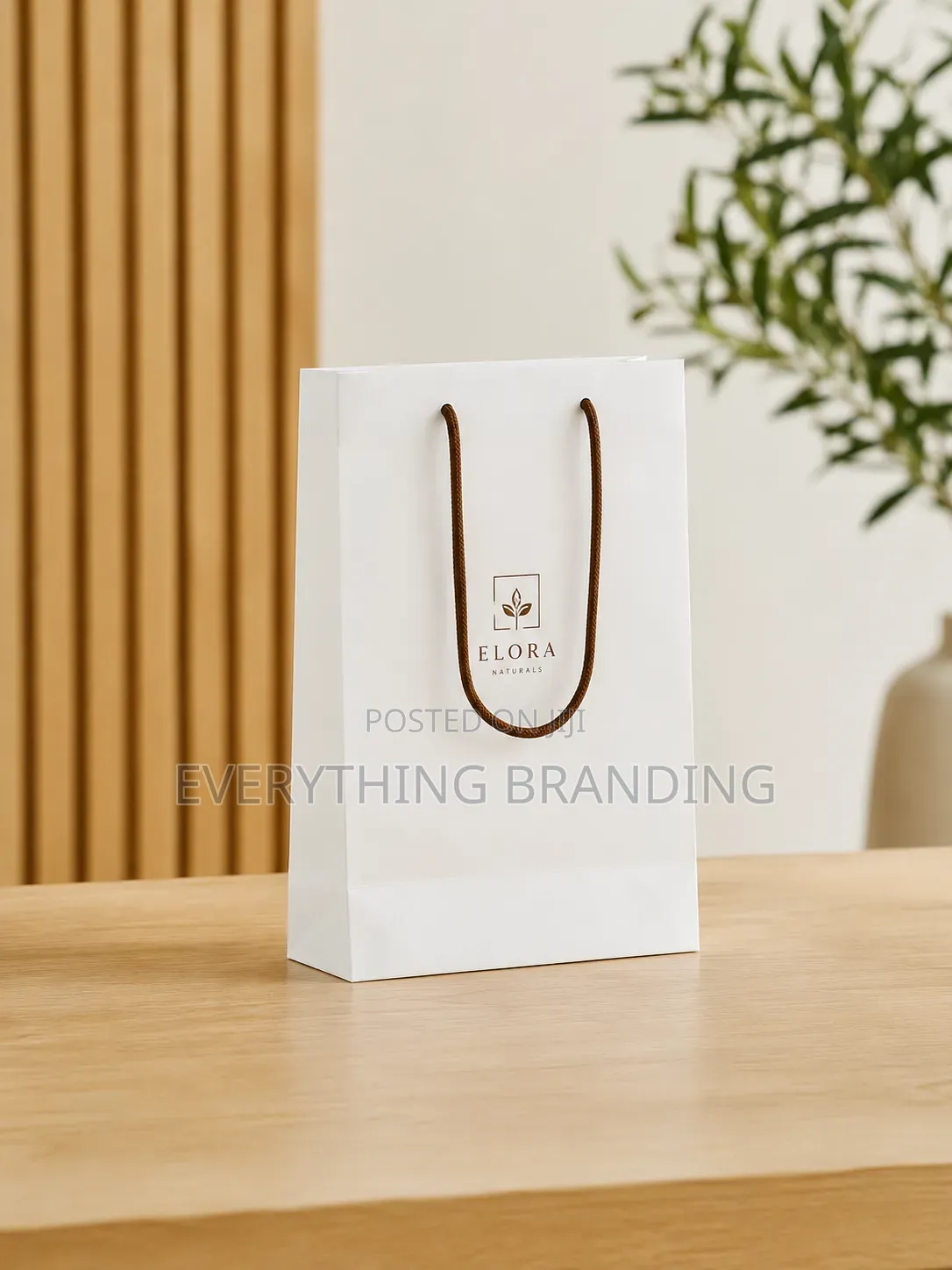 A4 White Kraft Paper Bag for Gifts, Retail Branding