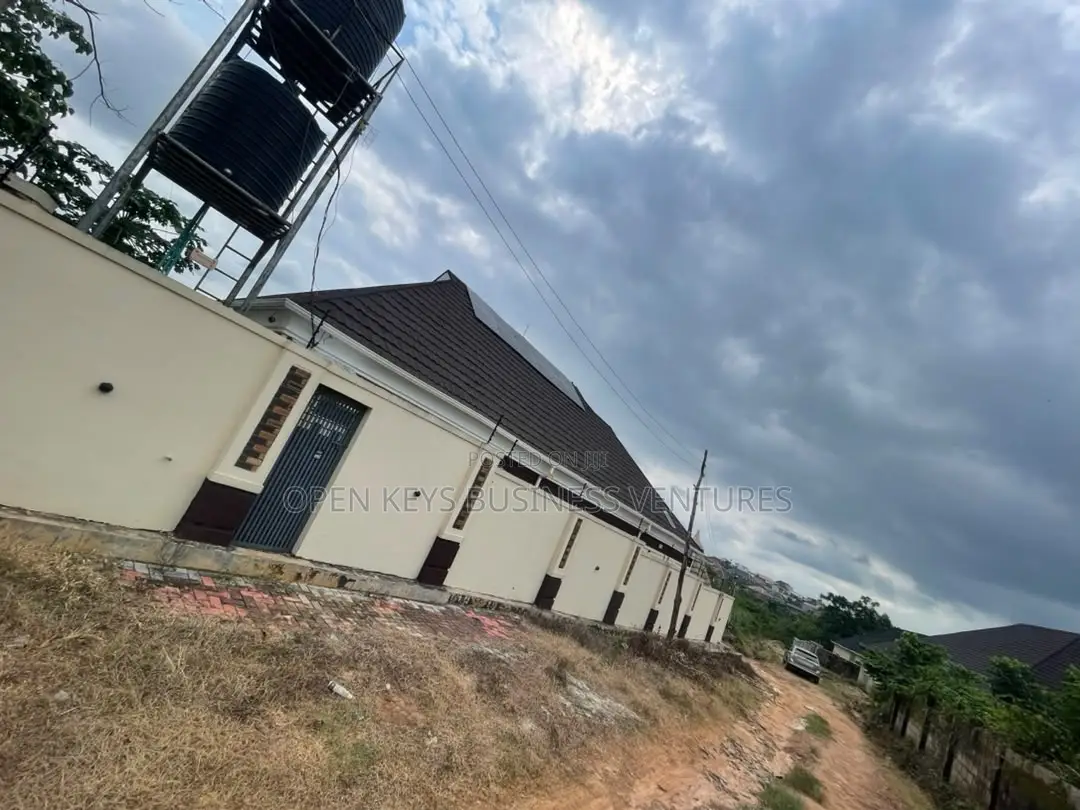 Furnished 3bdrm Bungalow in Achiever'S Est, Ologuneru for sale