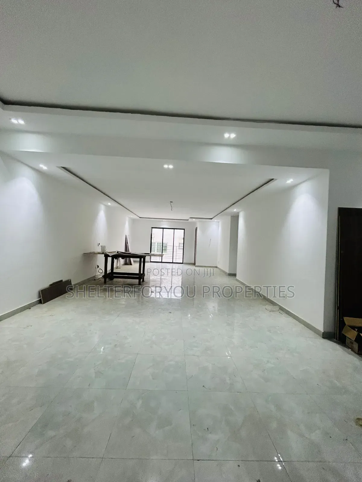3bdrm Apartment in Ikate for sale
