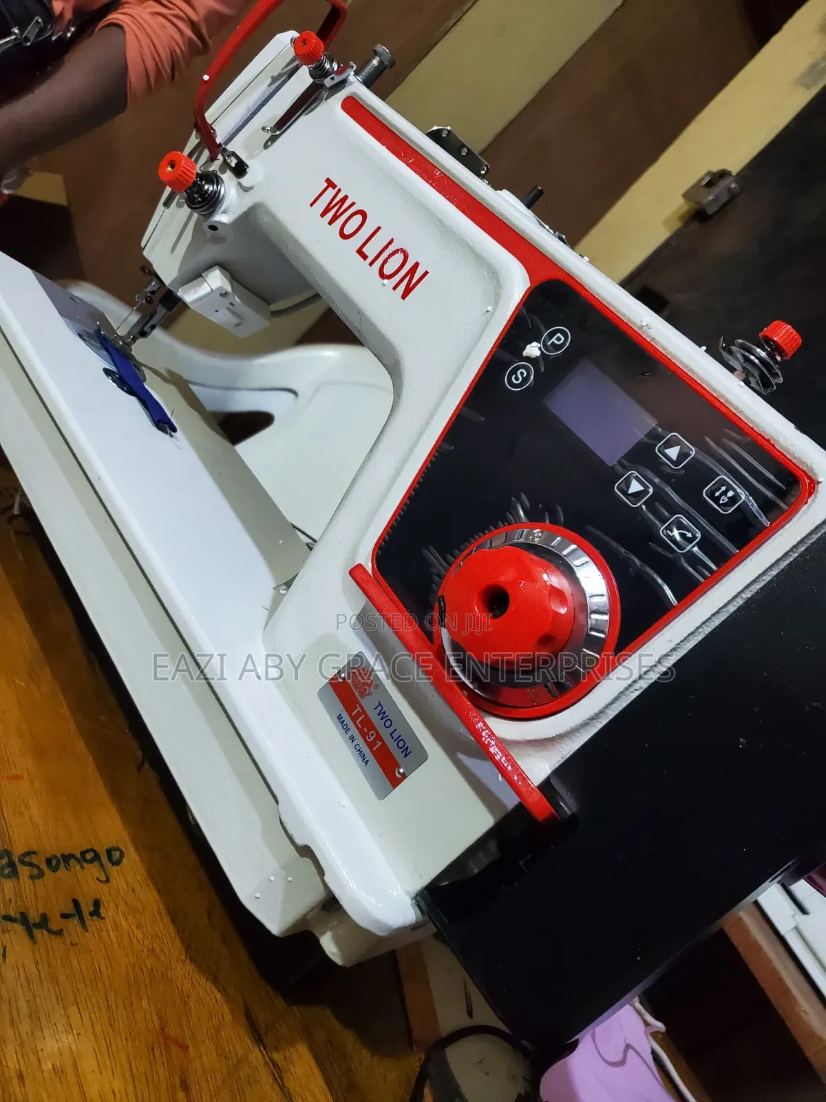TL91 Industrial Straight Direct Drive Computerized Sewing Machine