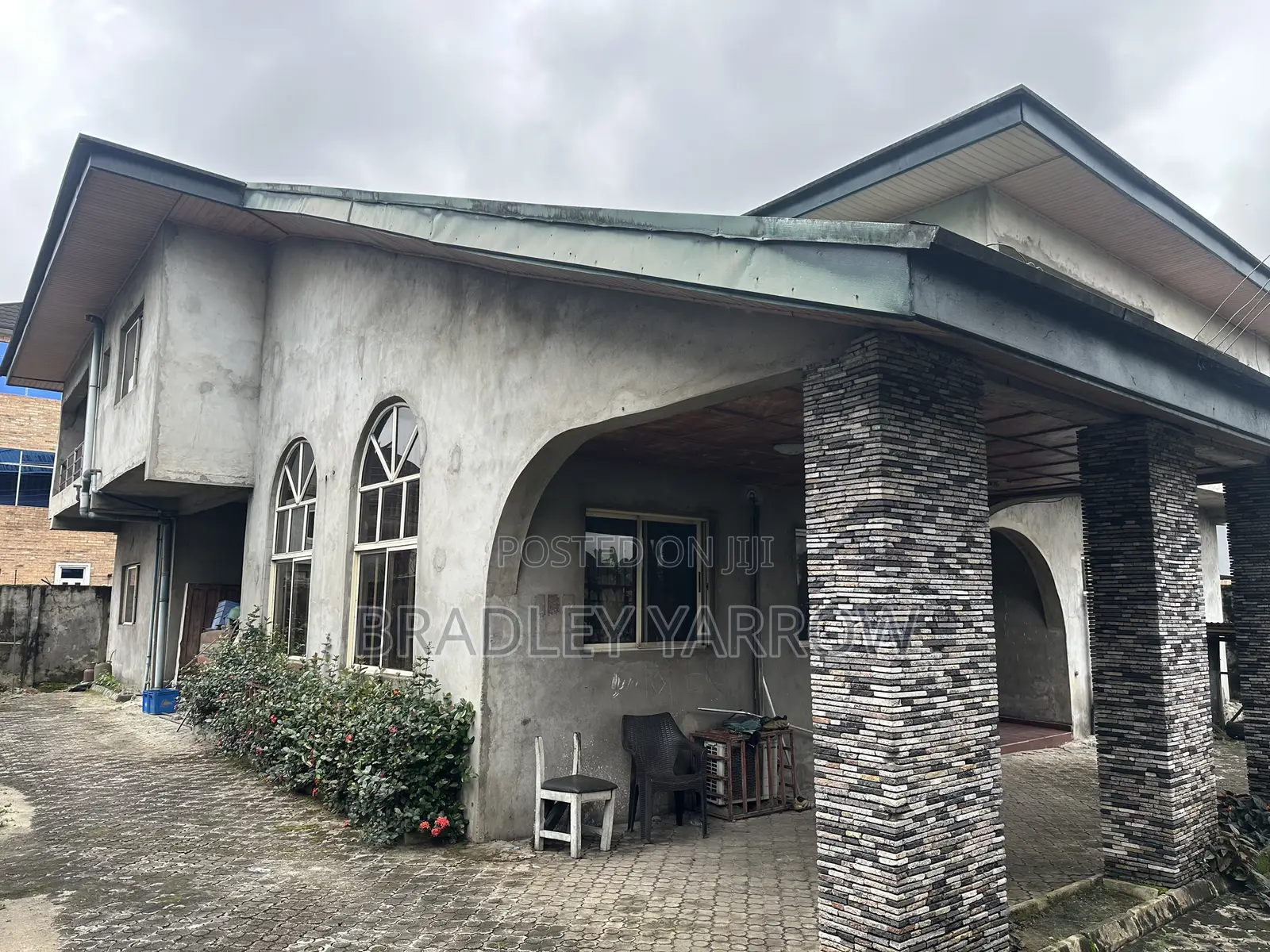6bdrm Duplex in Eagle Island, D-Line for sale