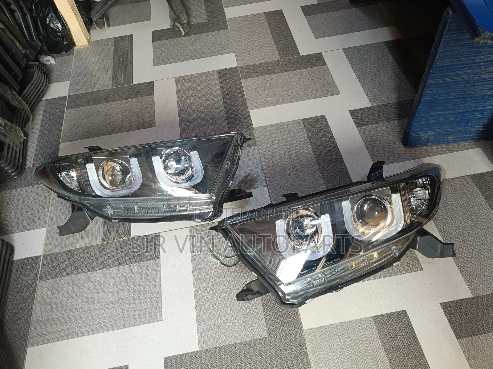 Headlight/Headlamp Toyota Highlander 2012 Upgrade