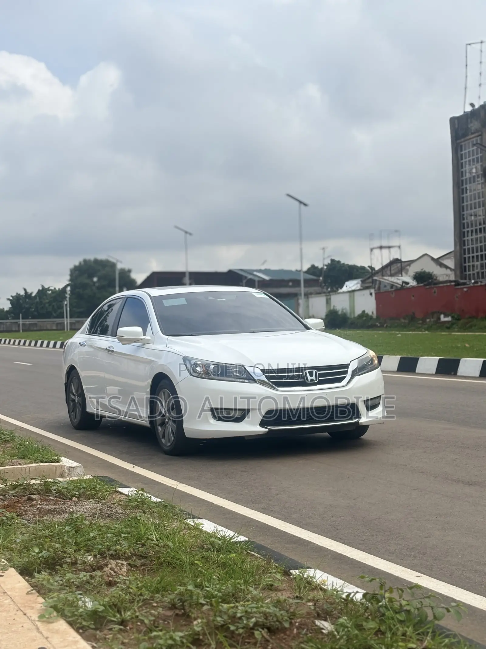 Honda Accord 2013 White