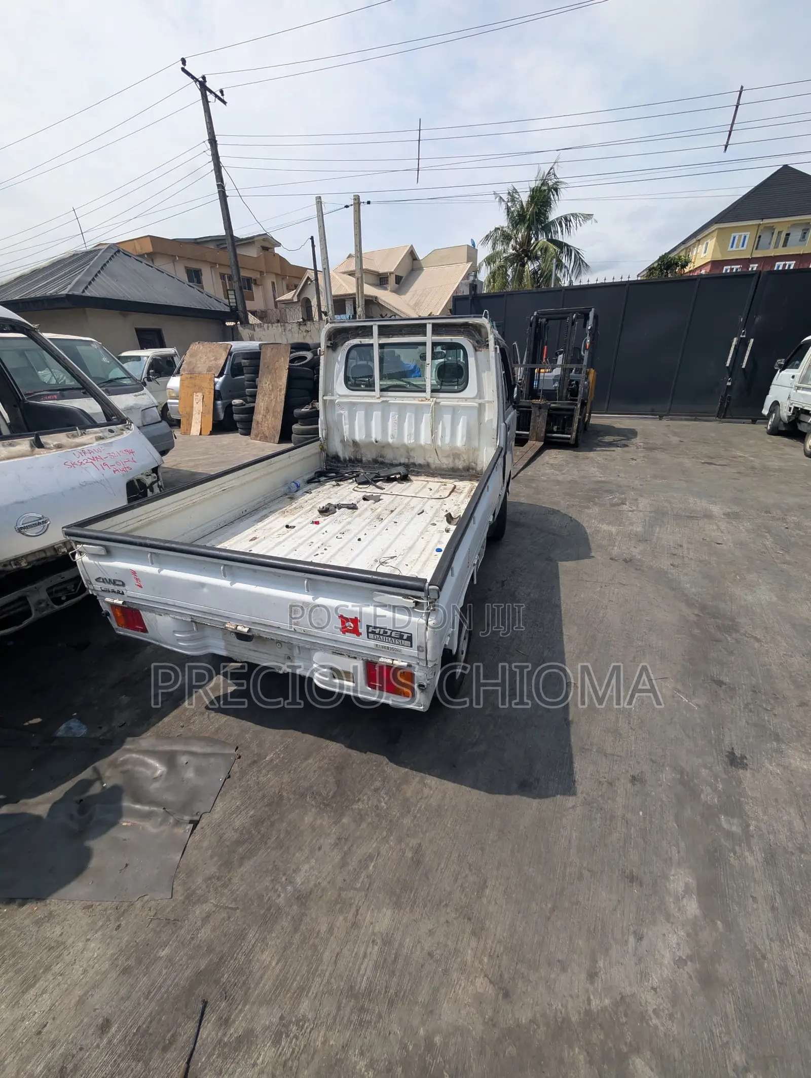 Daihatsu Hijet 2015 White