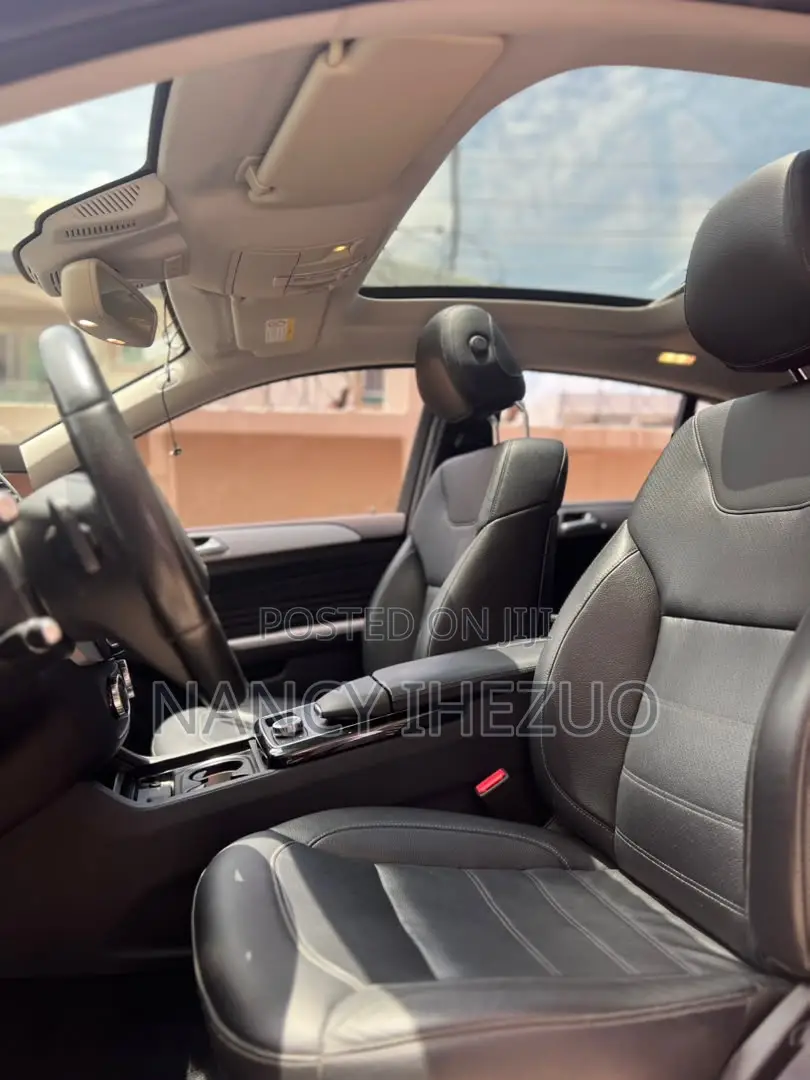 Mercedes-Benz GLE-Class 2016 Red