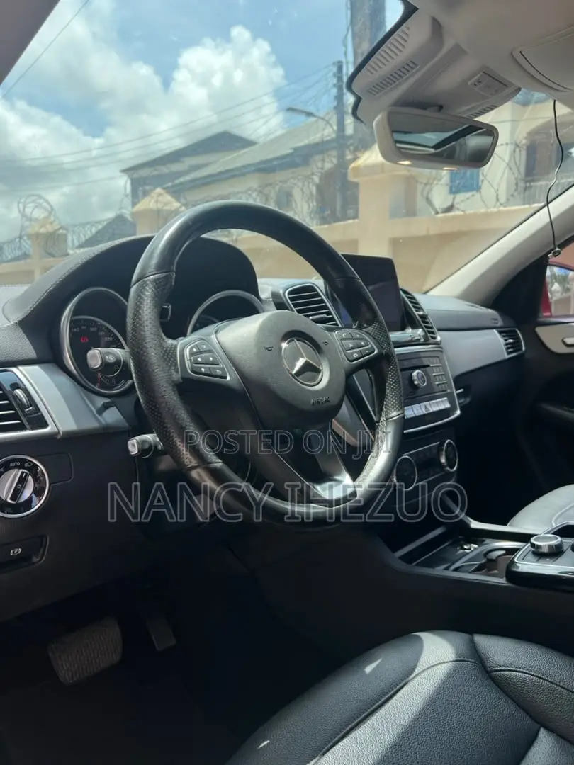 Mercedes-Benz GLE-Class 2016 Red