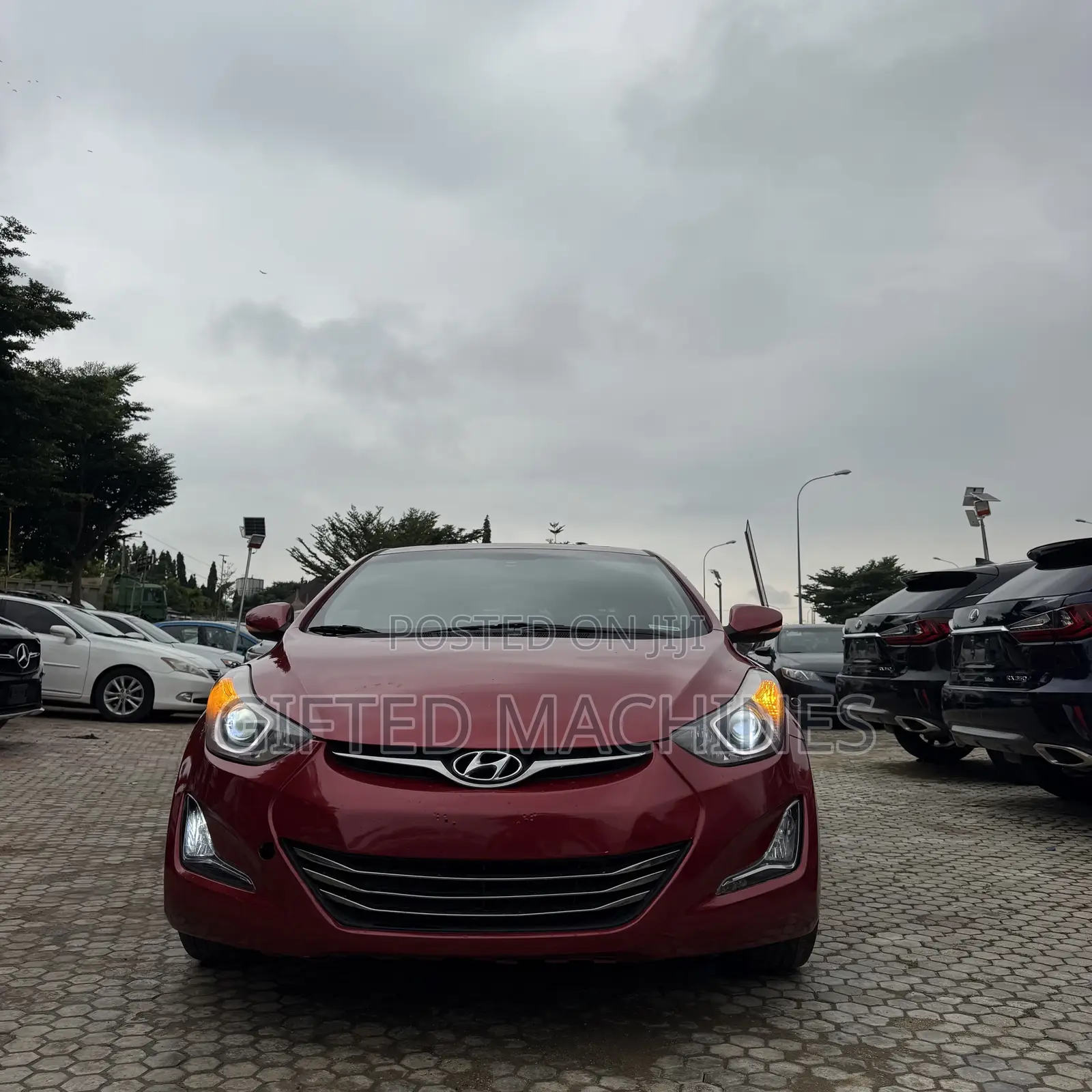 Hyundai Elantra 2015 Red