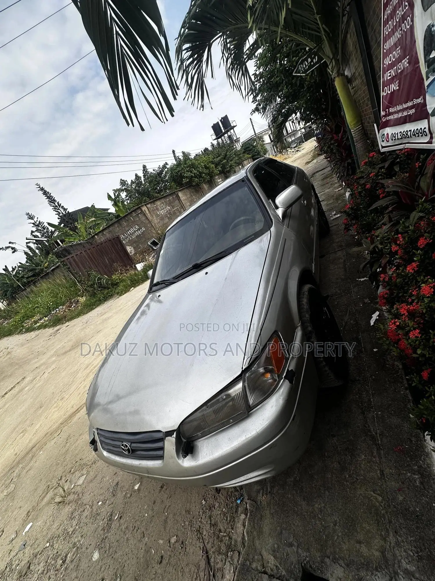 Toyota Camry 2000 Silver