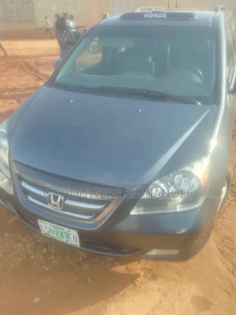 Honda Odyssey 2005 Gray