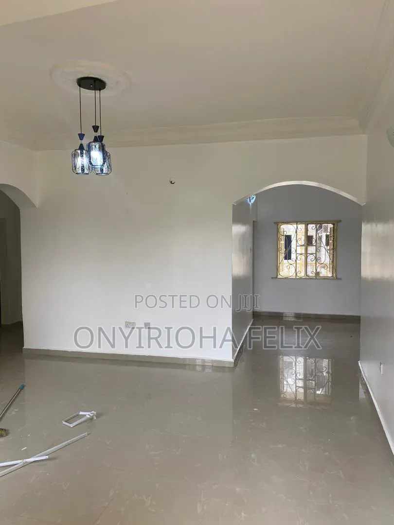 2bdrm Block of Flats in Begger Clinic Area, Life Camp for rent