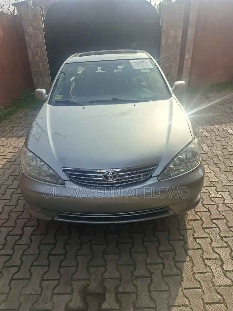 Toyota Camry LE 4dr Sedan (2.4L 4cyl 5A) 2006 Silver