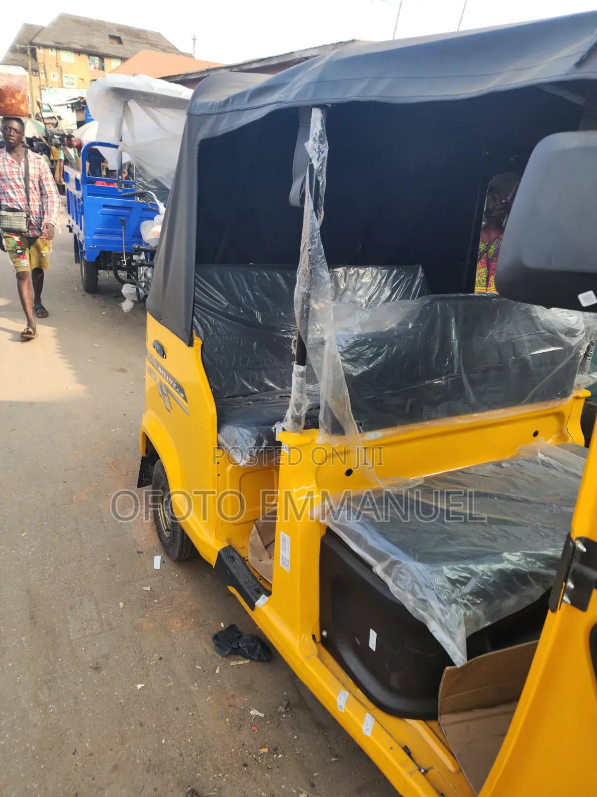 New TVS King Deluxe Plus iTouch Start 2026 Yellow