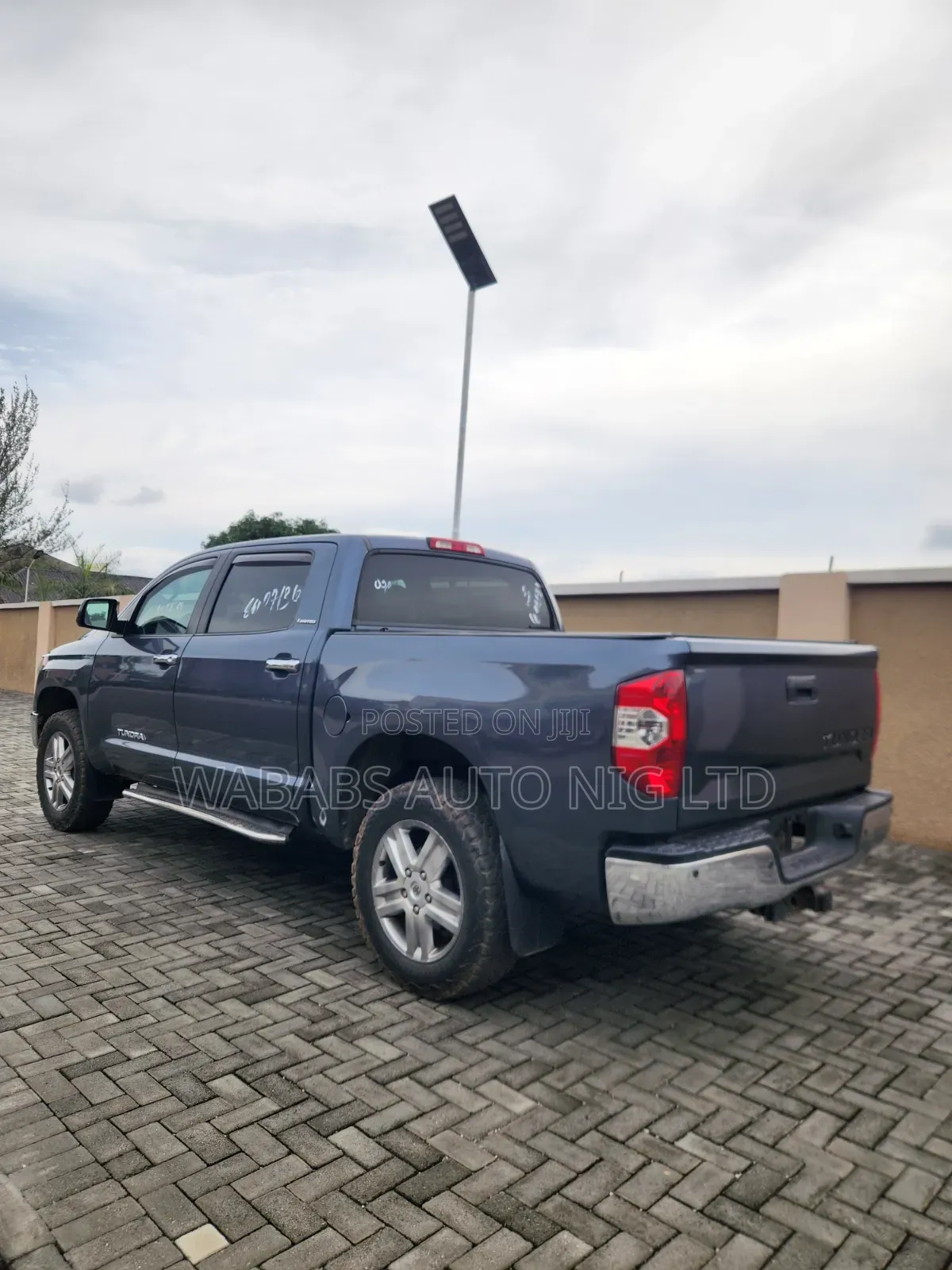 Toyota Tundra 2013 Gray