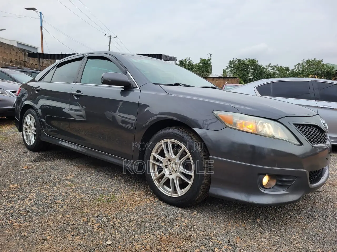 Toyota Camry 2011 Gray