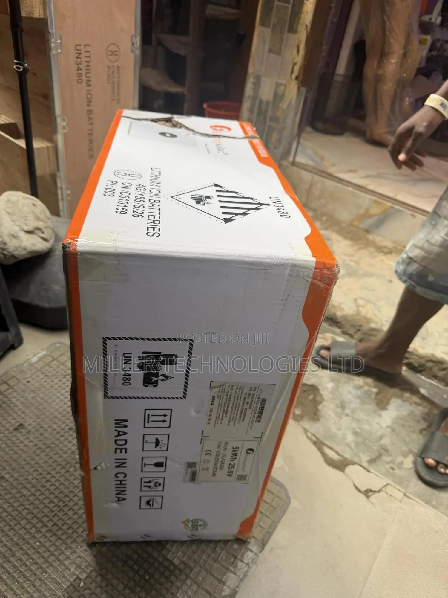 Felicity Solar 24V 200Ah 5kWh Lithium Battery