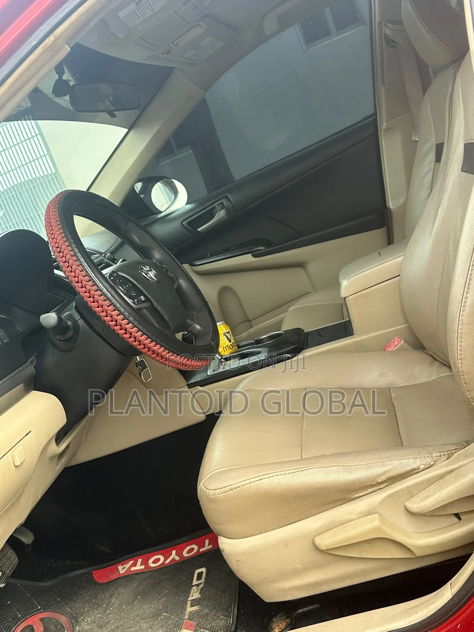 Toyota Camry LE 4dr Sedan (2.5L 4cyl 6A) 2012 Red