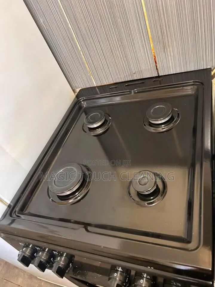 Kitchen Appliances Cleaning