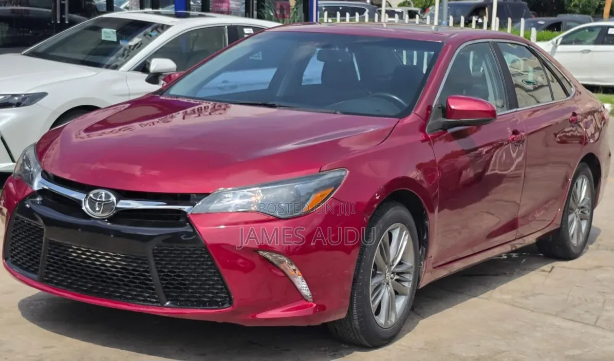 Toyota Camry 2016 Burgundy