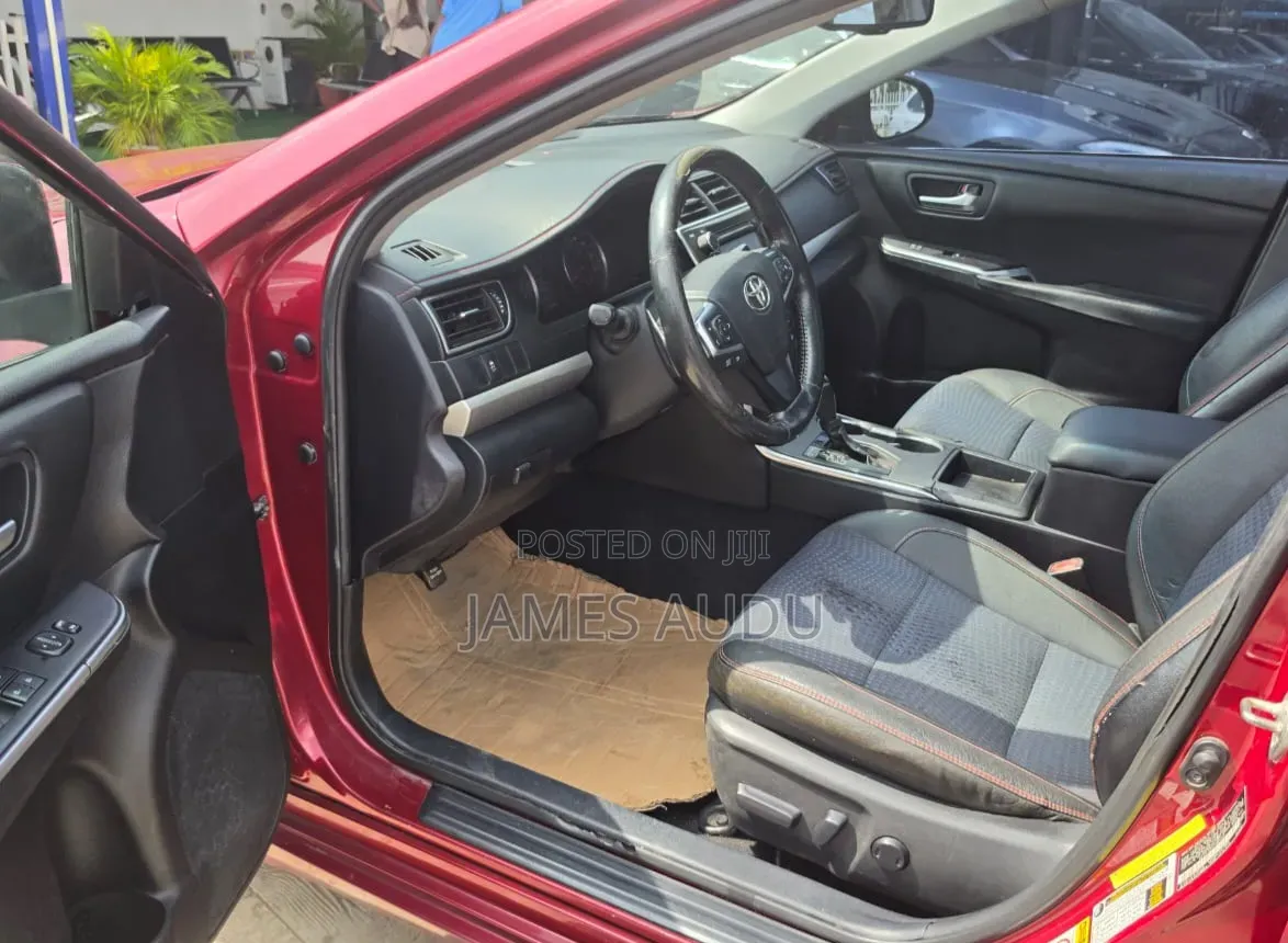 Toyota Camry 2016 Burgundy
