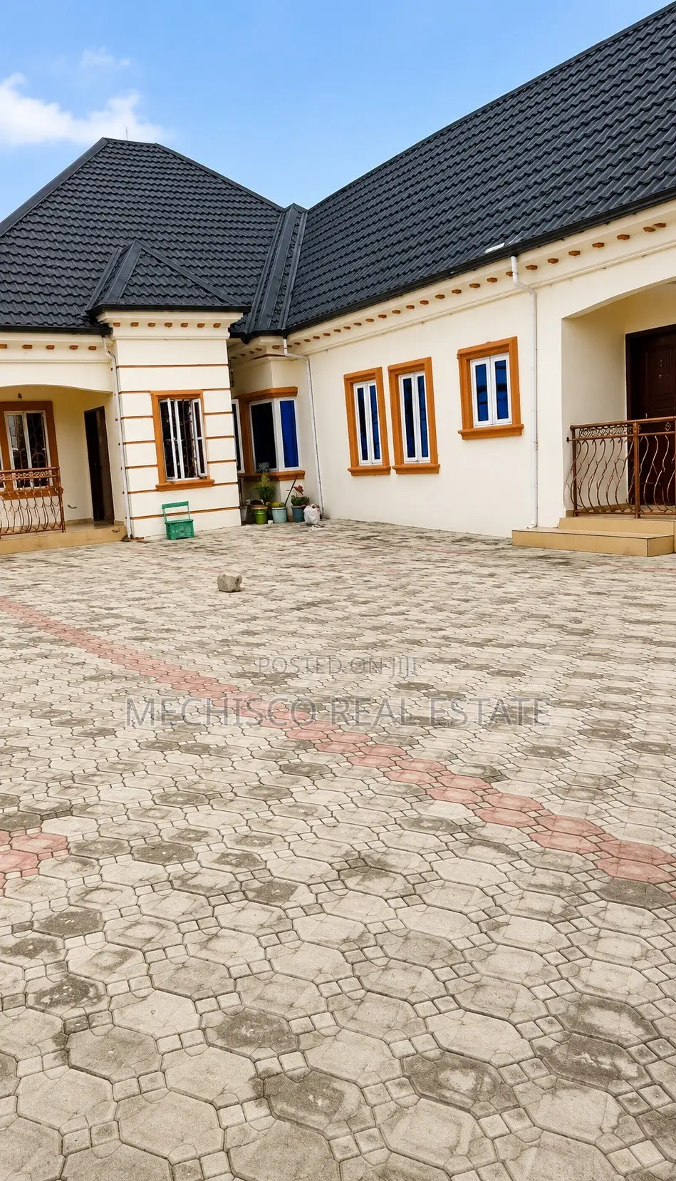 3bdrm Bungalow in Omagwa for sale