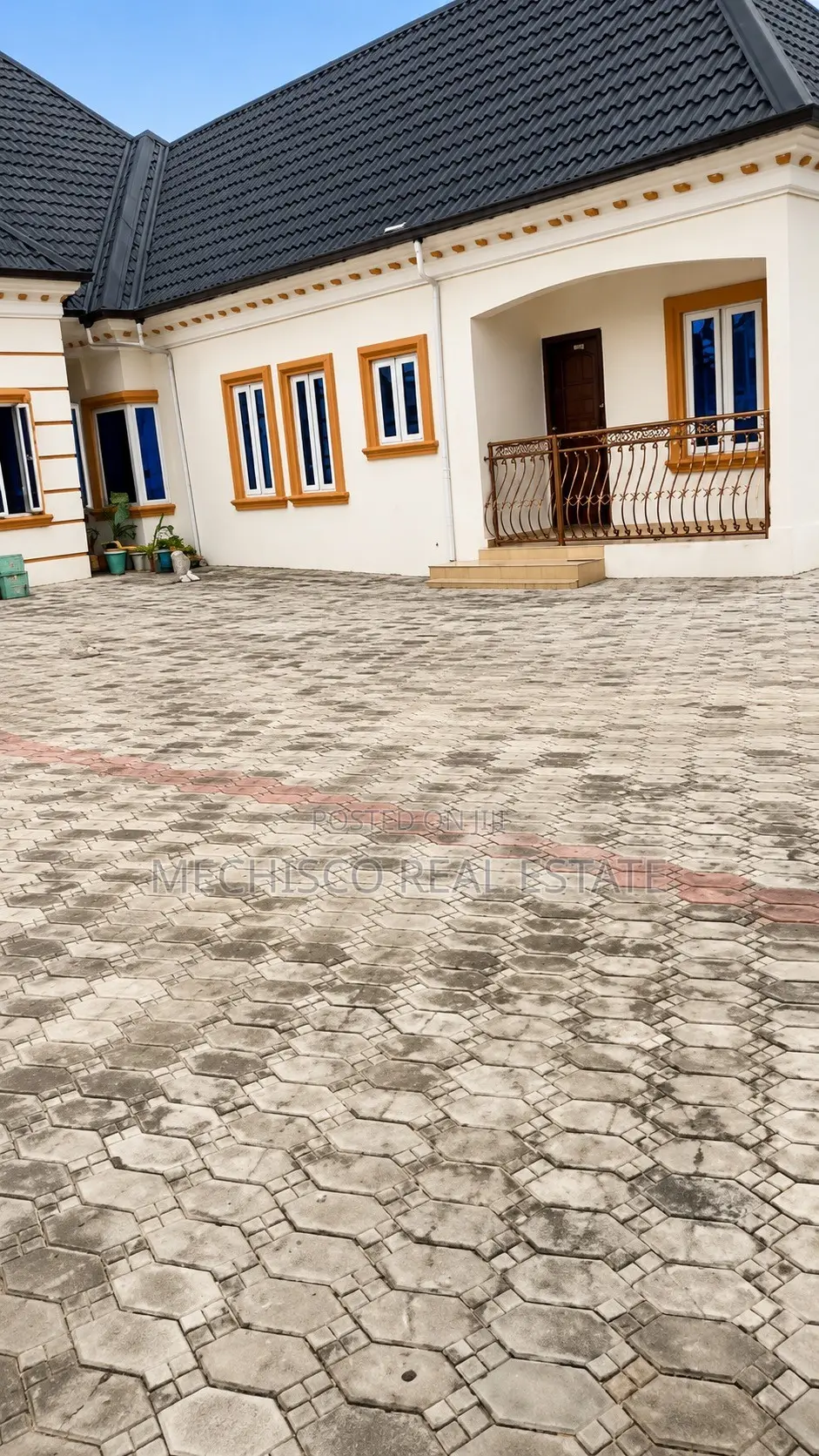 3bdrm Bungalow in Omagwa for sale