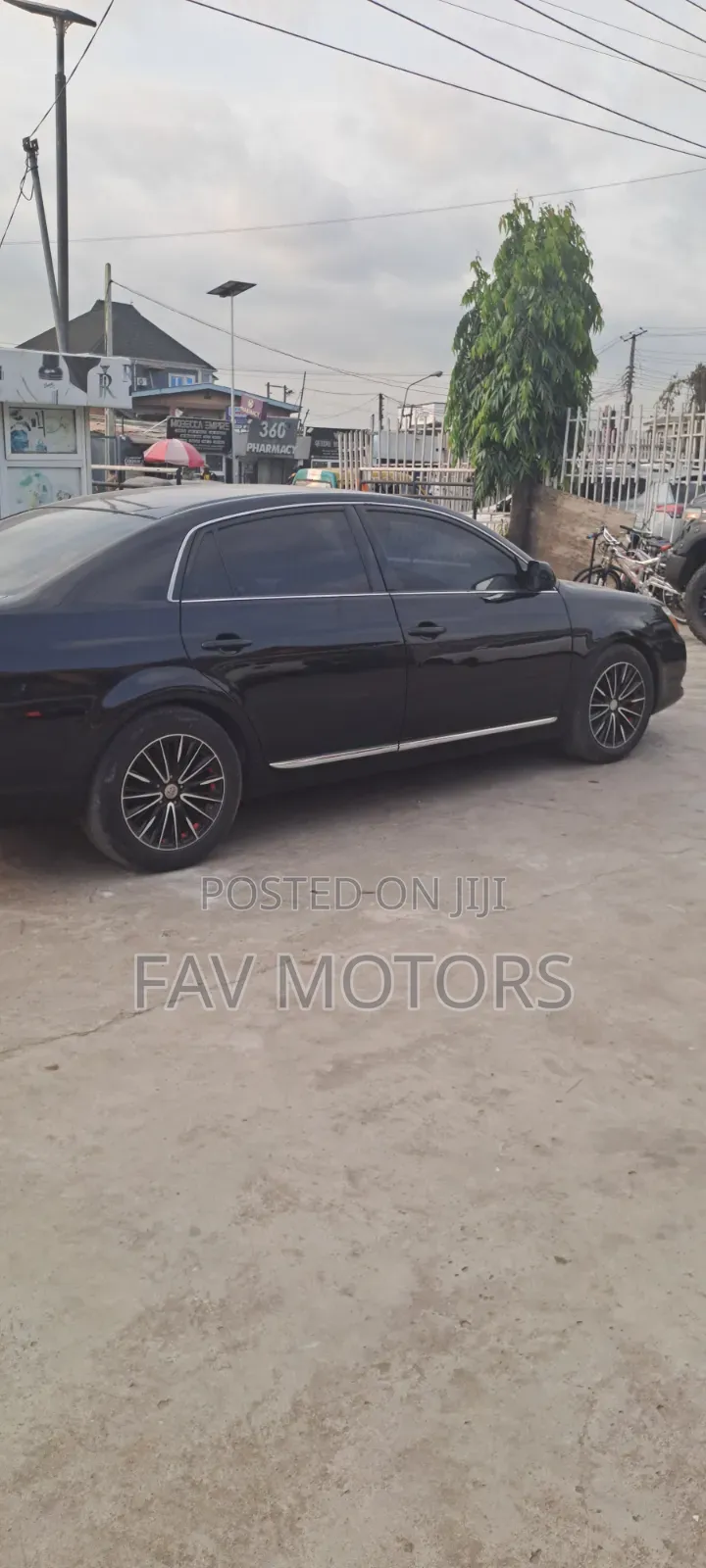 Toyota Avalon 2006 Black