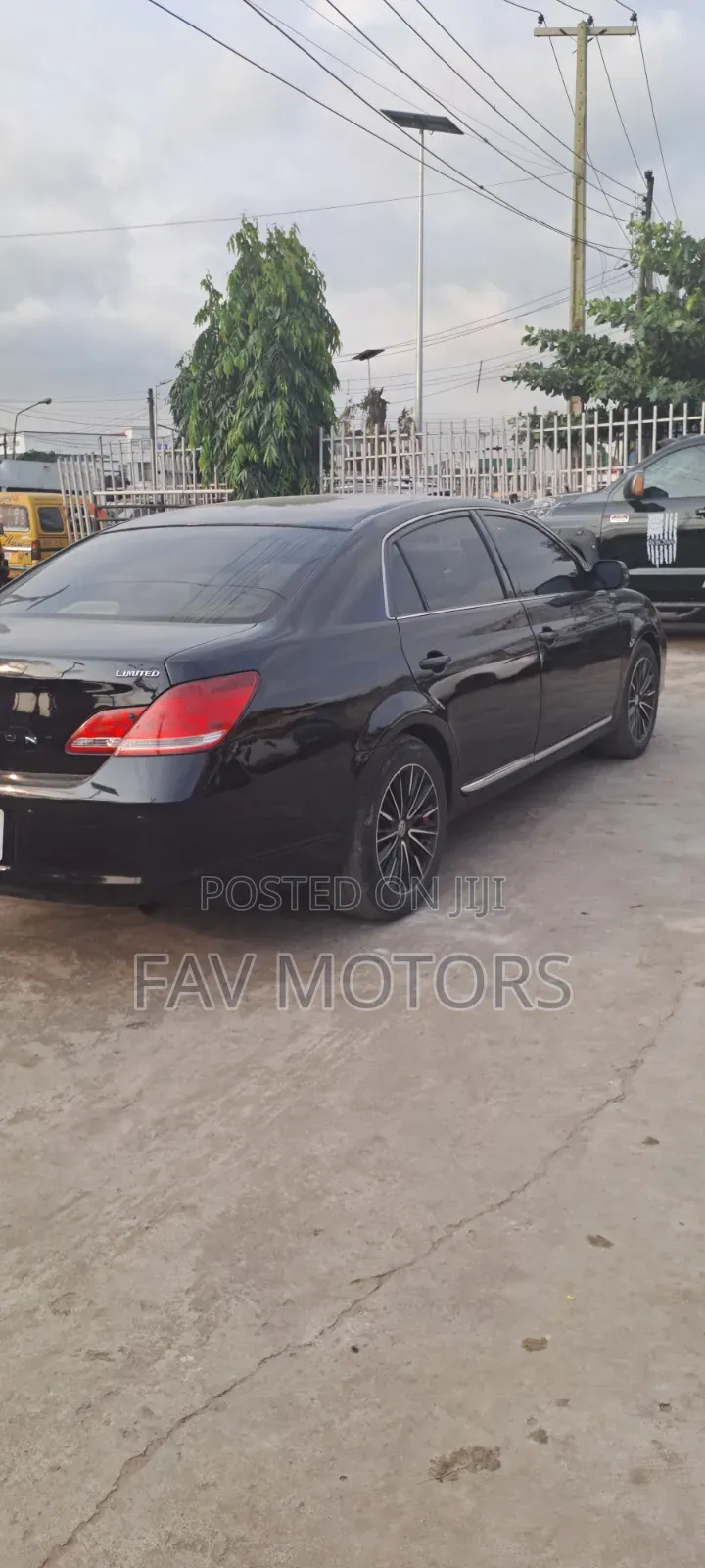Toyota Avalon 2006 Black