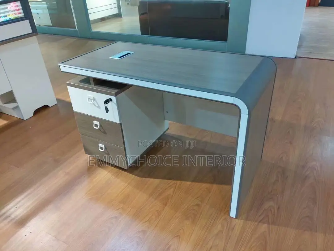 Executive Office Desk With Pedestal Drawer