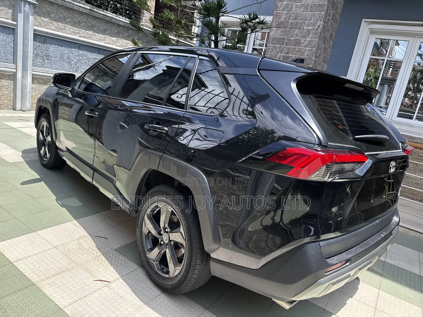 Toyota RAV4 XLE Premium AWD 2023 Black