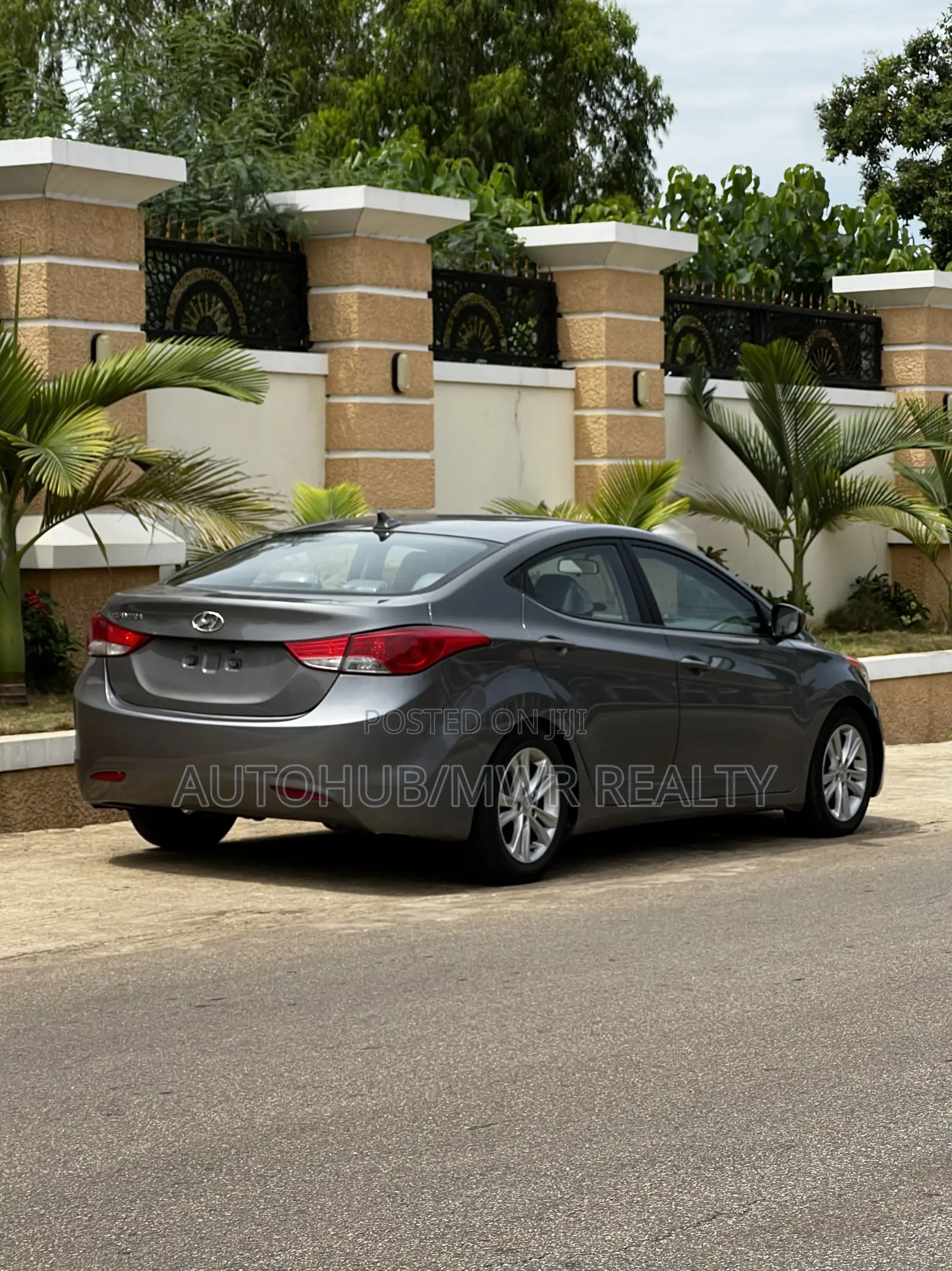Hyundai Elantra 2013 Gray