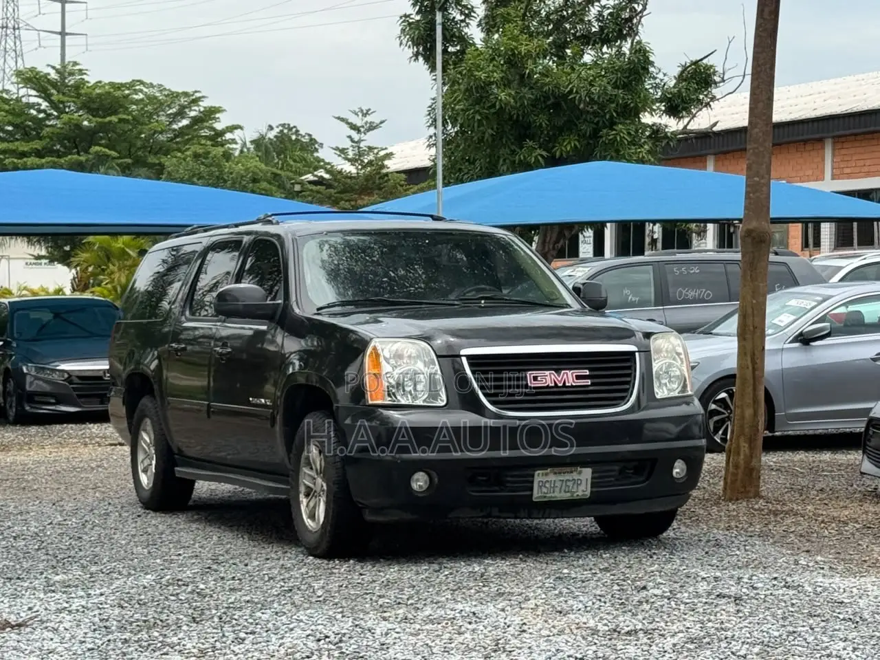 GMC Yukon 2011 Black