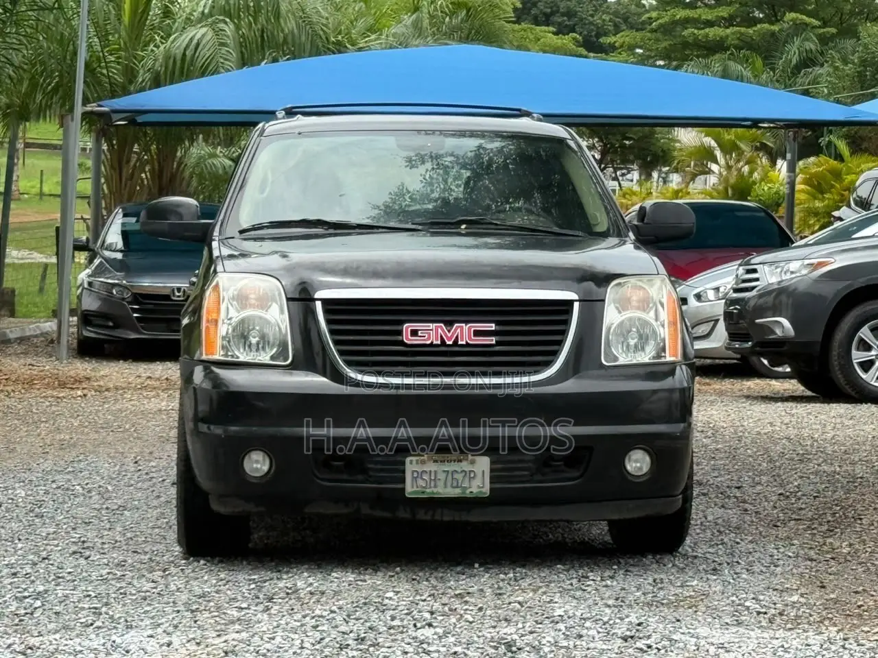 GMC Yukon 2011 Black