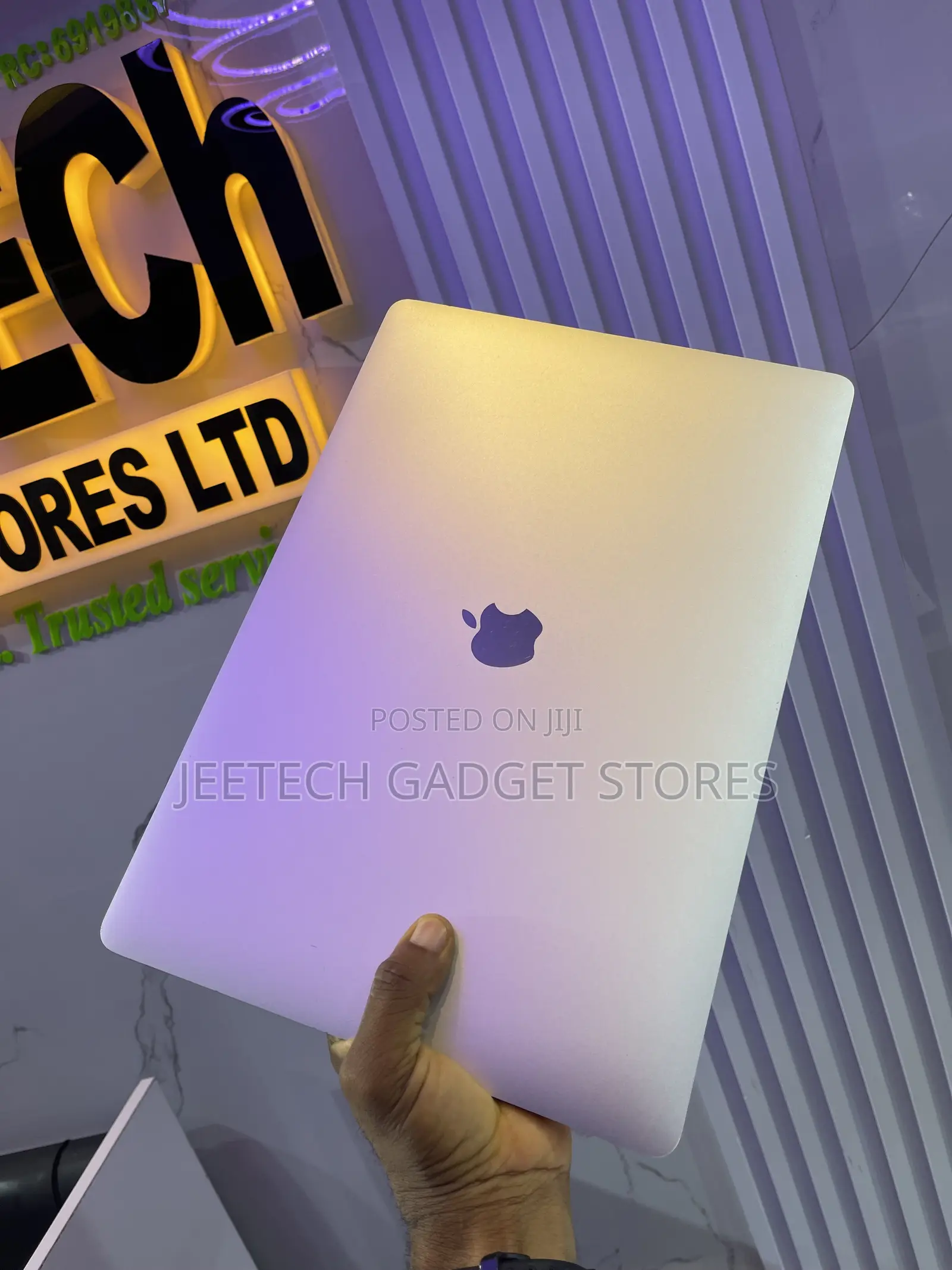 Laptop Apple MacBook Pro 2019 16GB Intel Core i7 SSD 512GB