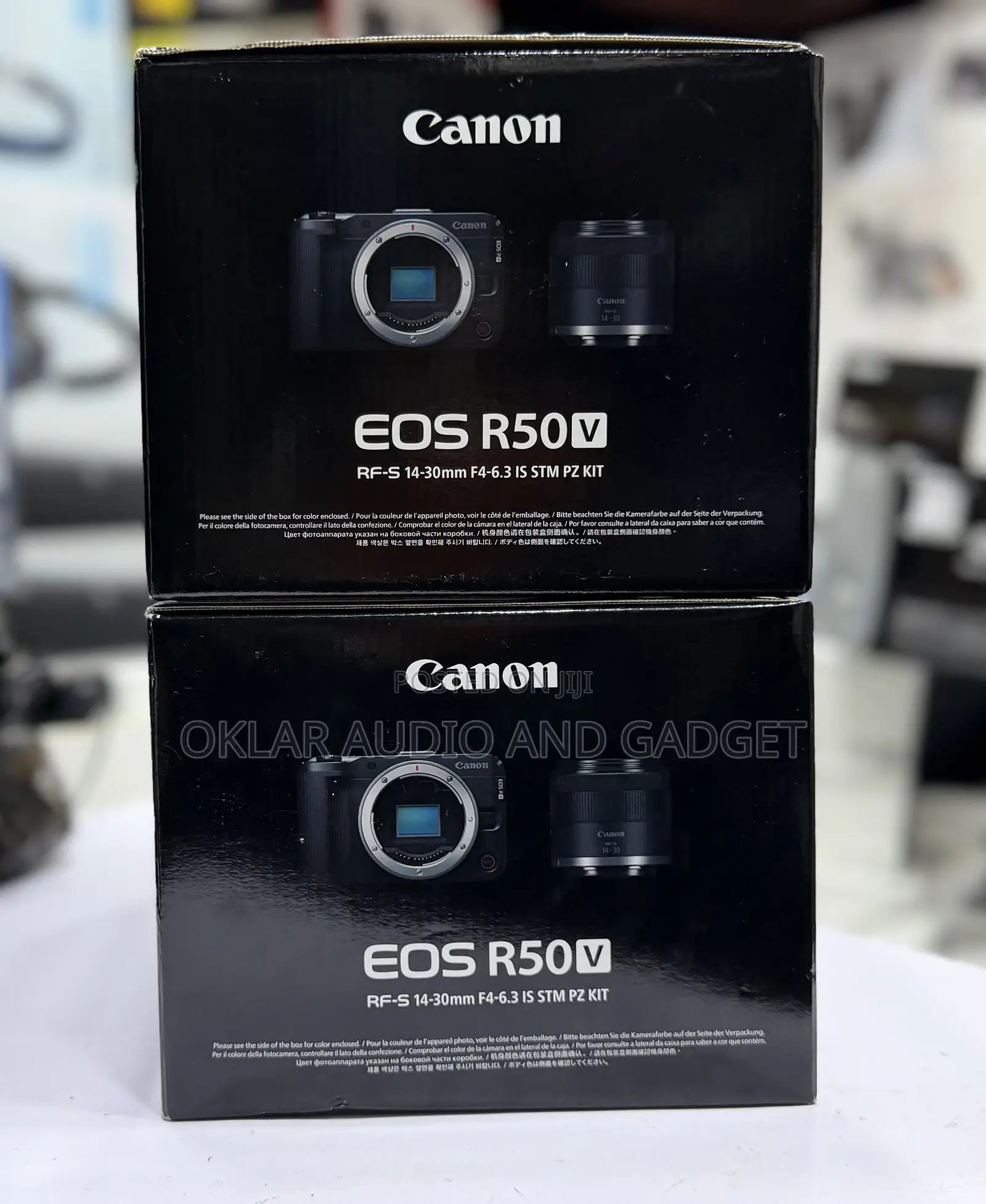 Canon Eos R50v With 14-30mm F4 Lens