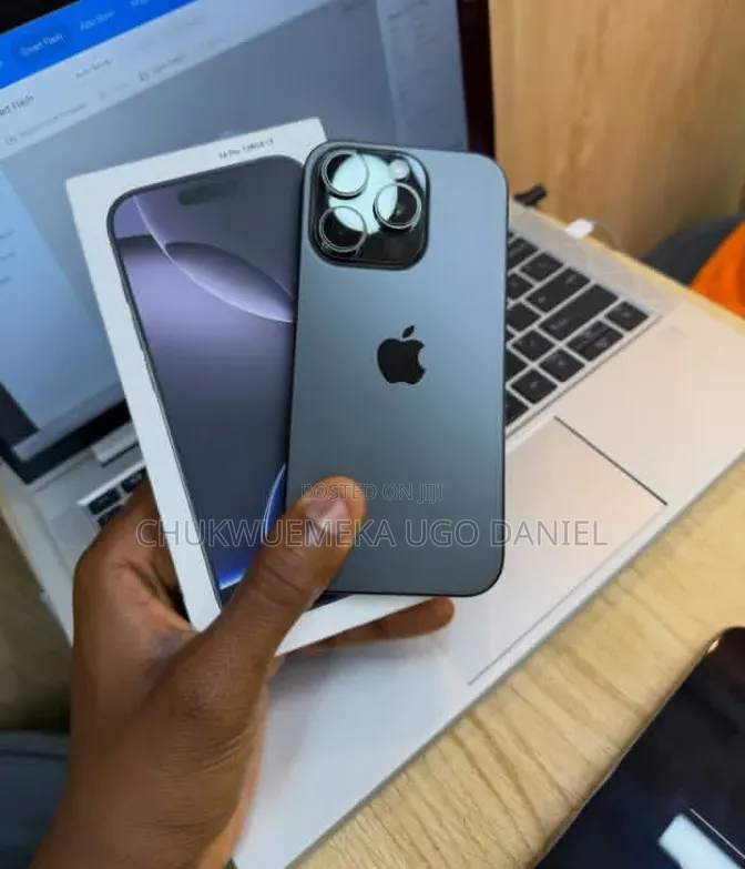 New Apple iPhone 16 Pro 128 GB Black