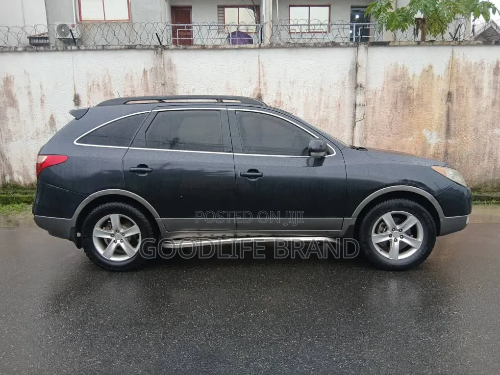 Hyundai Veracruz 2012 Matt Black