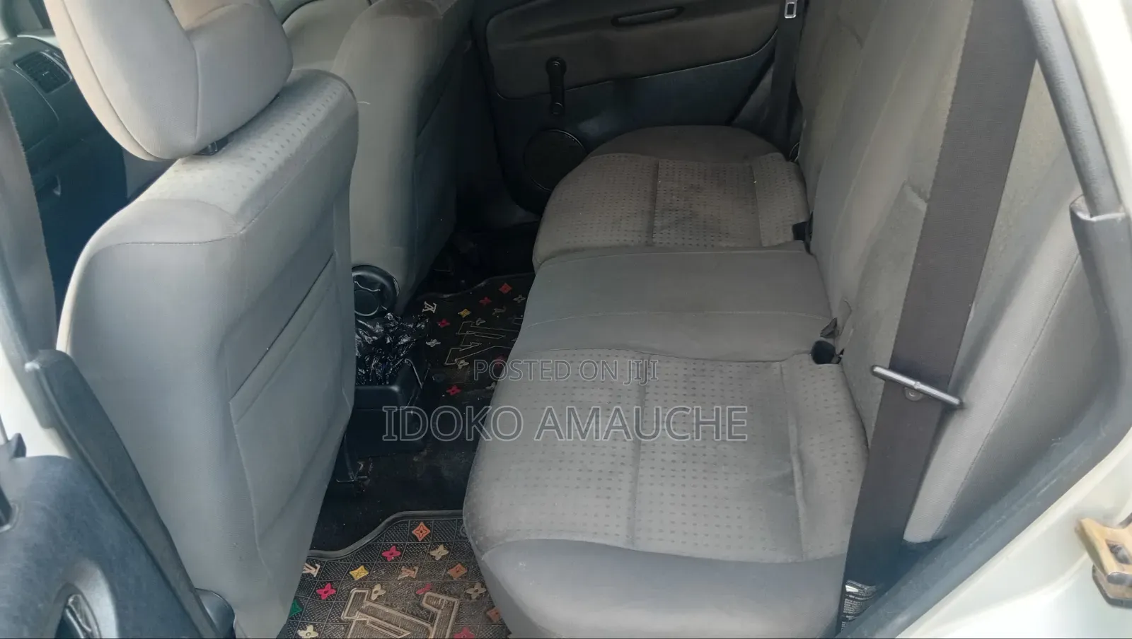 Mitsubishi Spacestar 2004 Silver
