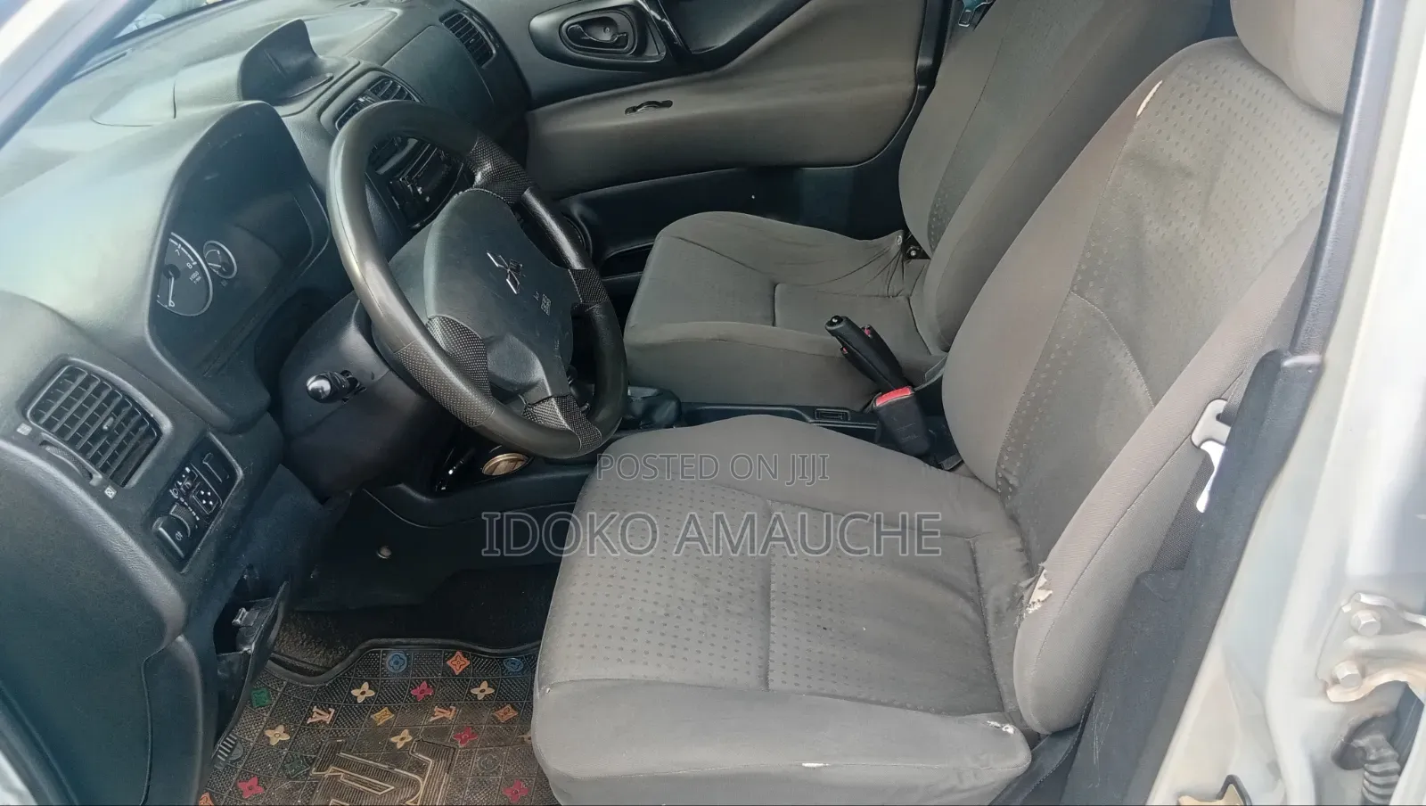 Mitsubishi Spacestar 2004 Silver