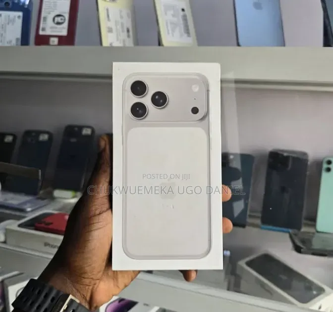 New Apple iPhone 17 Pro Max 256 GB Silver