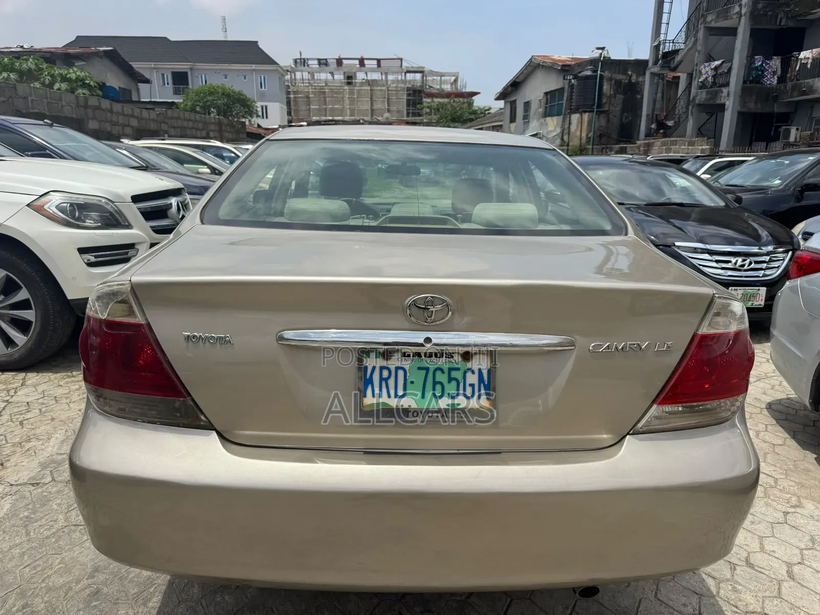 Toyota Camry 2005 Gold