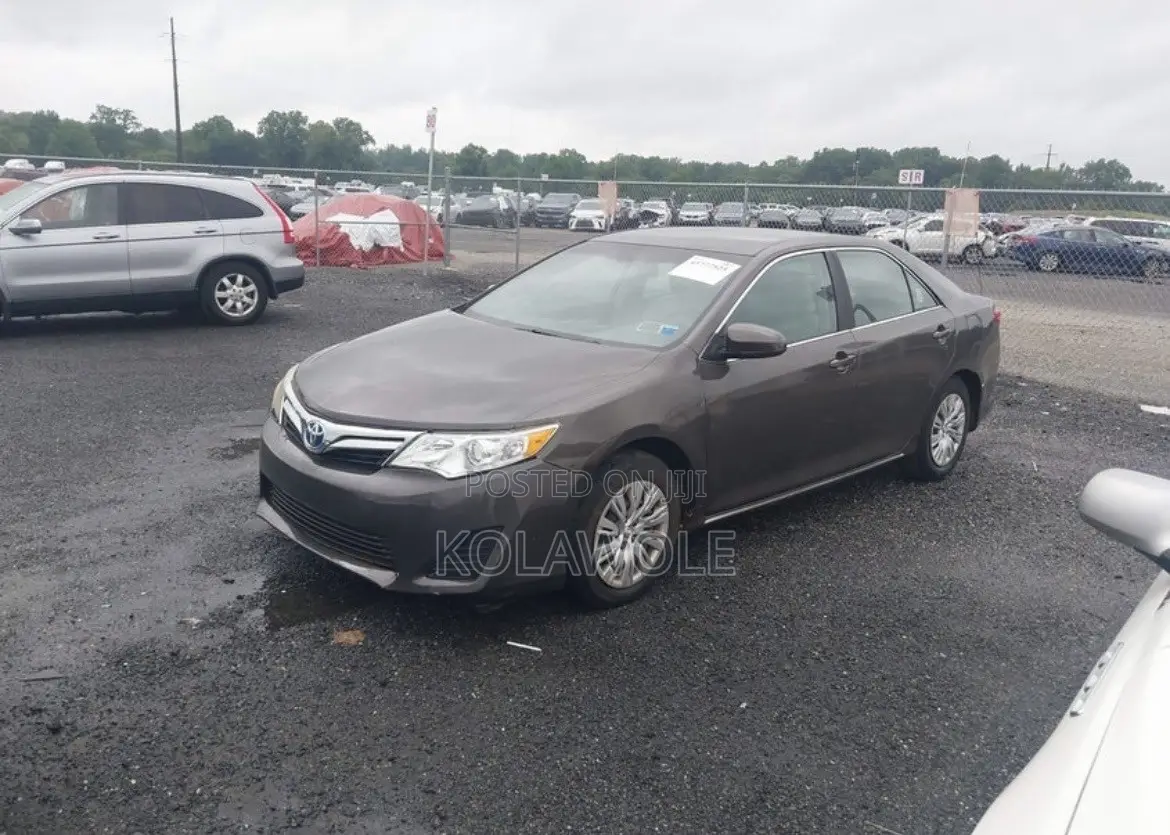 Toyota Camry 2012 Gray