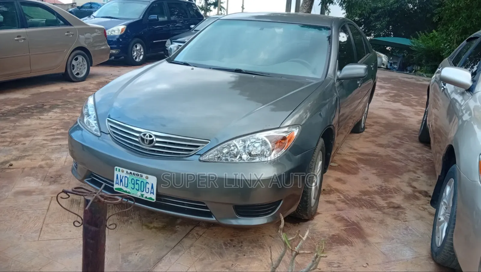 Toyota Camry 2004 Gray