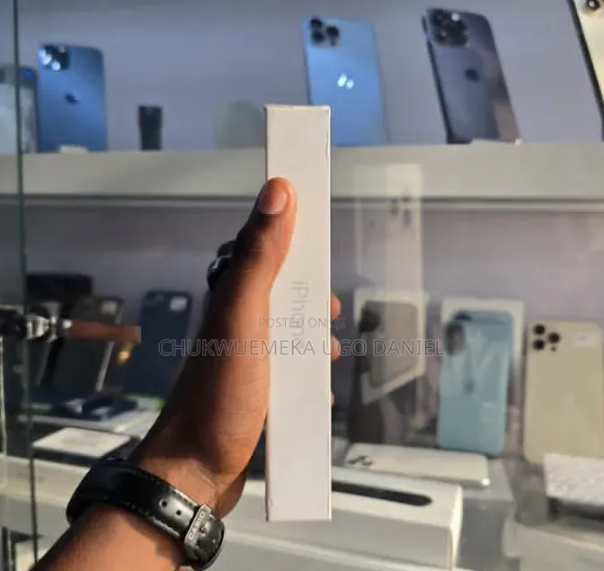 New Apple iPhone 17 Pro Max 1 TB Silver