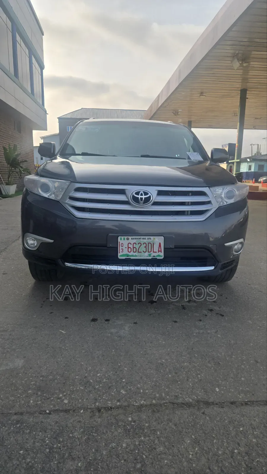 Toyota Highlander Limited 3.5l 4WD 2013 Gray