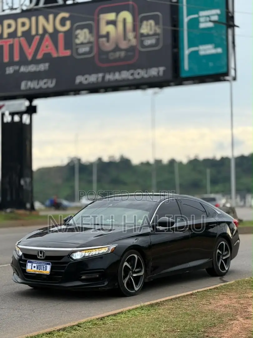 Honda Accord 2018 Black